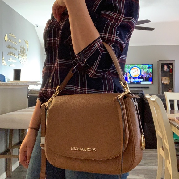 Last one 🌟Beautiful MK set 😍 - Picture 2 of 7